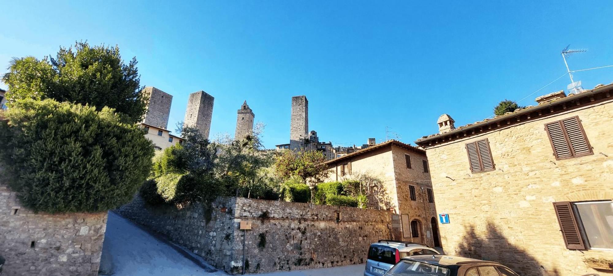 Casa Nel Centro Storico Apartment San Gimignano Bagian luar foto