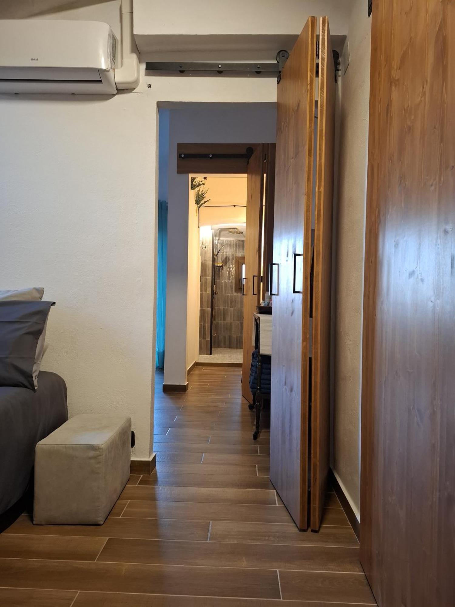 Casa Nel Centro Storico Apartment San Gimignano Bagian luar foto