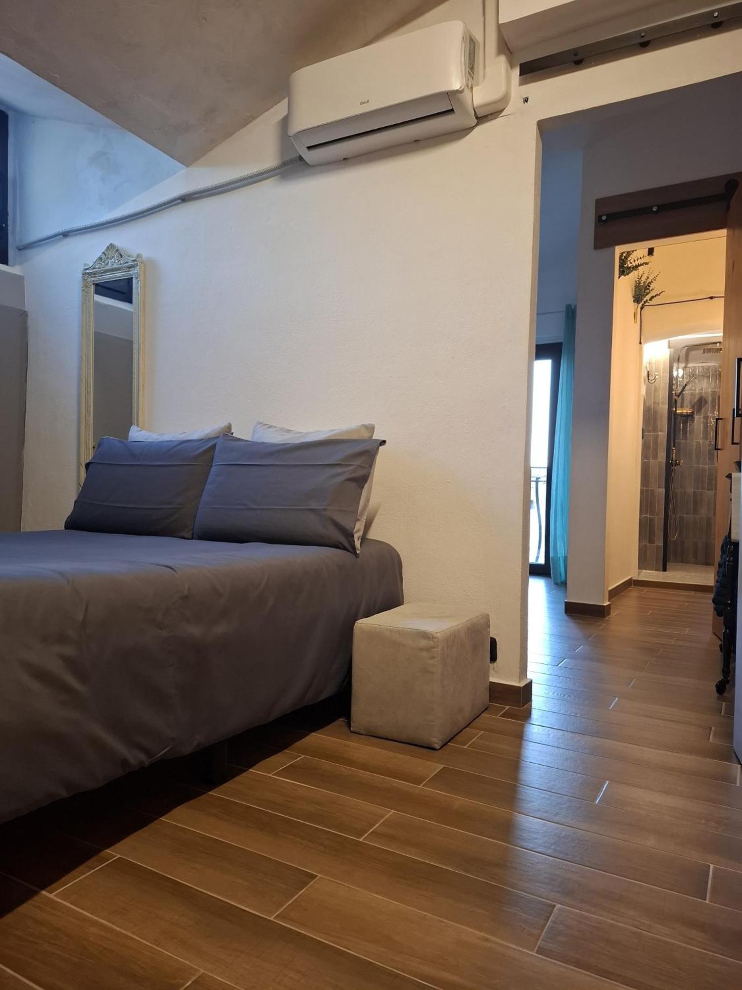 Casa Nel Centro Storico Apartment San Gimignano Bagian luar foto